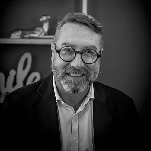 Introhive | Marcel Henri | Navigating the CRM Journey: Strategies to Drive Growth and Efficiency in Law Firms